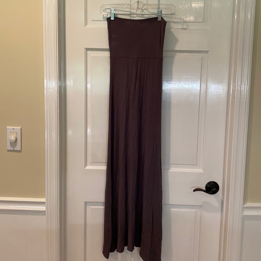 Strapless dress.